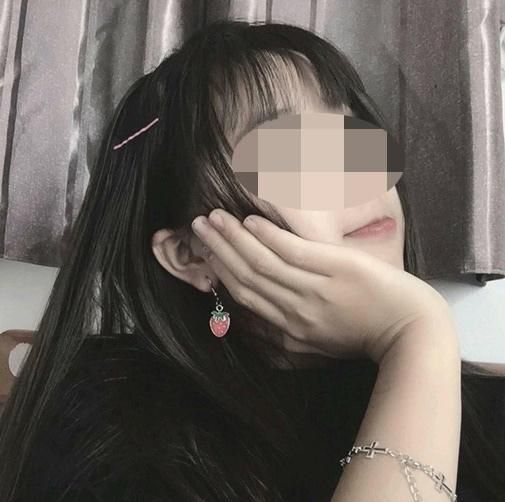 Khánh Trâm 2K4 (Con Nhện Xinh) là ai?
