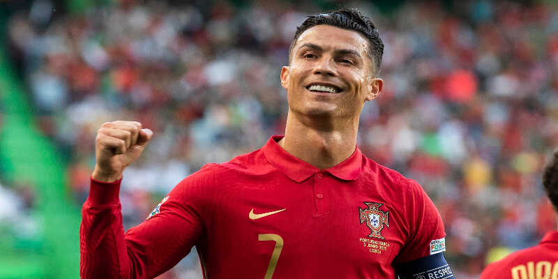 Cristiano Ronaldo là biểu tượng sống cho nỗ lực và đam mê